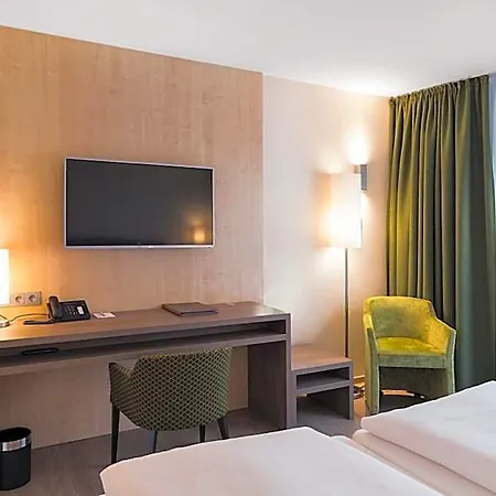 Hotel Seminarzentrum Rückersbach 4*